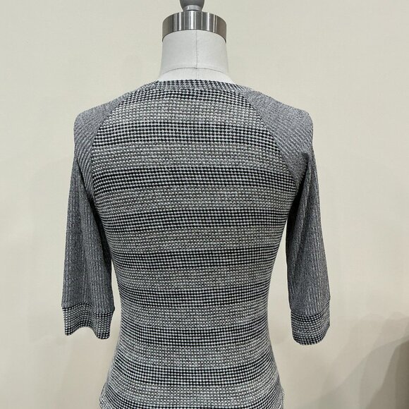 Top - Picture 4 of 4